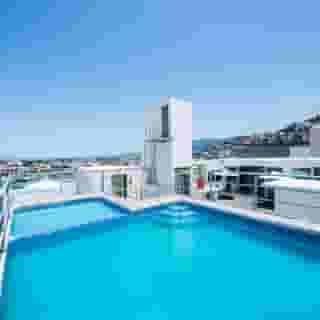 Portonovo Plaza, 1 of 5