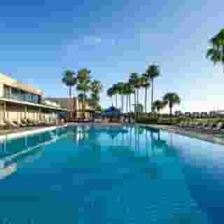 Doubletree Hotel at the Entrance to Universal Orlando, 1 of 5