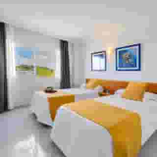 Vibra Monterrey Aparthotel, 4 of 5