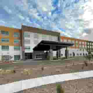Holiday Inn Express & Suites Phoenix - Airport North, 3 of 5