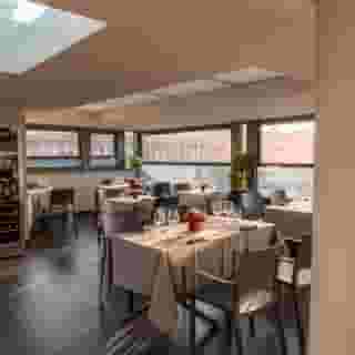 Twenty One Hotel, 4 of 5