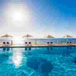 Globales America, 1 of 5