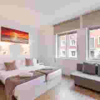 NeoMagna Madrid, 1 of 5