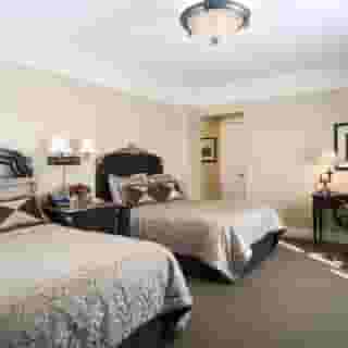 Lucerne Hotel, 2 of 5