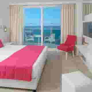 Le Bleu & Hotel Resort, 4 of 5
