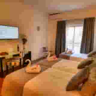 St Julians Bay Hotel, 4 of 5