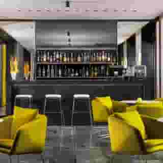 H10 Port Vell, 3 of 5