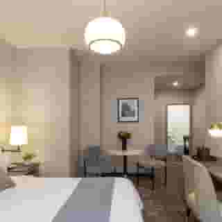 Broadway Plaza Hotel, 2 of 5