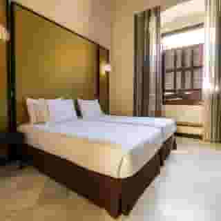 Abba Palacio de Arizon, 3 of 5