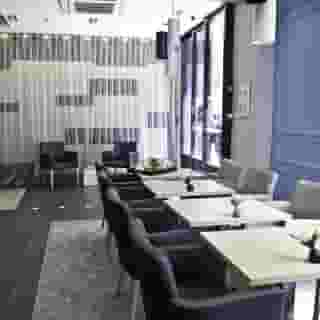 Prince Albert Montmartre, 2 of 5