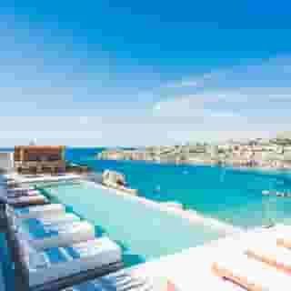 Super Paradise Hotel, 3 of 5