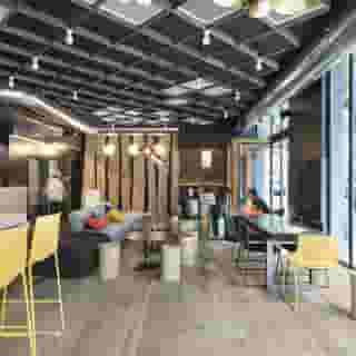 Niu Barcelona, 2 of 5