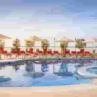 Towers Rotana, 1 of 5