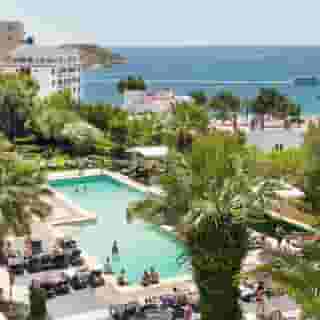 Vistasol Apartments, 1 of 5