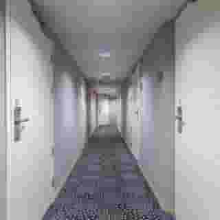 Enter City Hotel, 4 of 5