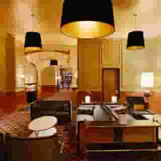 Executive Le Soleil, 4 of 5