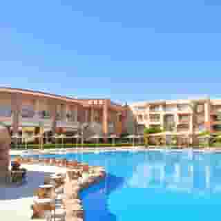 Parrotel Lagoon Resort, 2 of 5