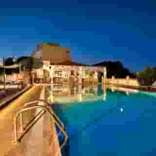 Malibu Studios, 2 of 5