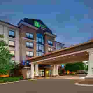Holiday Inn Express & Suites Nashville-Opryland, 1 of 5