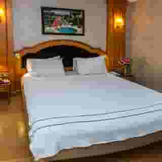 Aprilis Hotel, 2 of 5