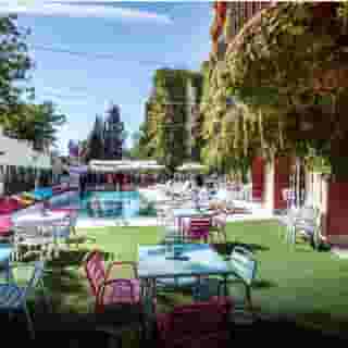 Los Angeles Hotel & Spa, 4 of 5