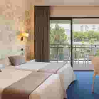 RH Corona Del Mar Hotel, 2 of 5