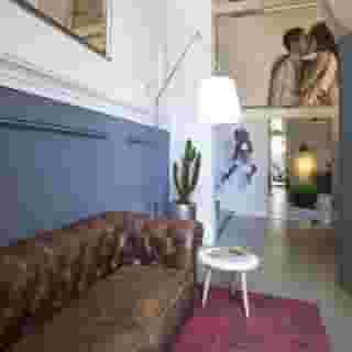 Chic & Basic Born, 1 of 4