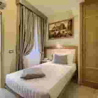 Domus Australia, 1 of 5