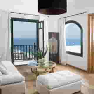 Tharroe of Mykonos, 4 of 5