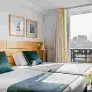 Lorette Astotel, 3 of 5