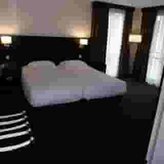 Encore Hotel, 1 of 5