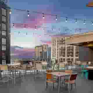 Fairfield Inn &Suites Nashville Downtown/The Gulch, 2 of 5