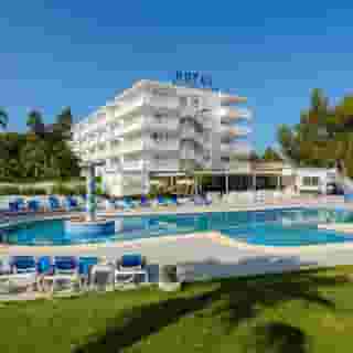 Vibra Monterrey Aparthotel, 2 of 5