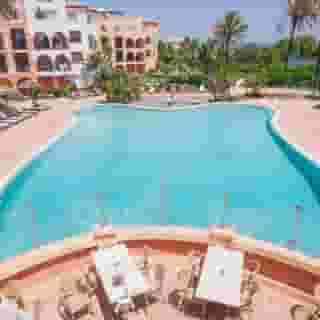 Jardim da Meia Praia, 4 of 5