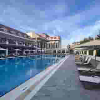 Side Story Hotel, 1 of 5