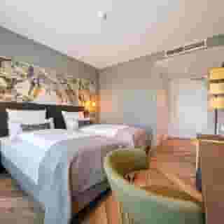 Ninetynine Amsterdam Airport, Trademark Collection, 4 of 5