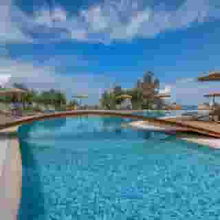 Elegance Luxury Executive Suites – Adults Only (16+), 6 of 6