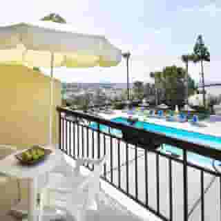 Club Aphrodite, 4 of 5