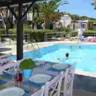 Saradari Apartments, 2 of 5