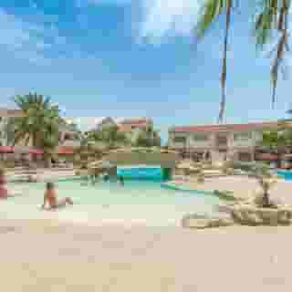 Crown Resort Henipa, 1 of 5