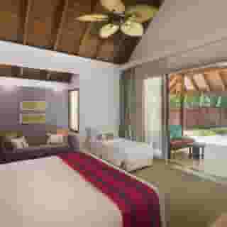 Dusit Thani Maldives, 3 of 5