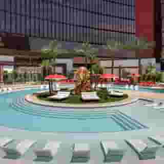 Las Vegas Hilton at Resorts World, 2 of 5