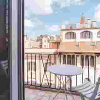 Golden Rooms, 2 of 5