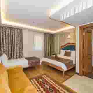 Aprilis Gold Hotel, 2 of 5