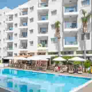 Alva Apartments, 2 of 5