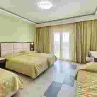 Majestic Hotel and Spa, 3 of 5
