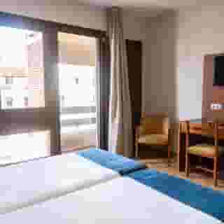 Adonis Plaza, 4 of 5