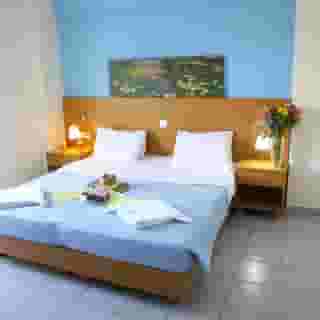 Acropolis Apartments, 4 of 5