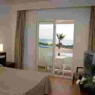 Garbi Costa Luz, 3 of 5