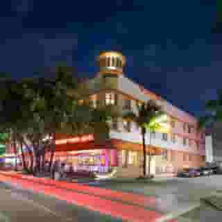 Waldorf Towers Hotel, 4 of 5